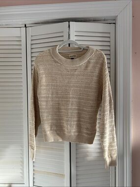 Universal Thread Beige Open-Knit Crewneck Sweater